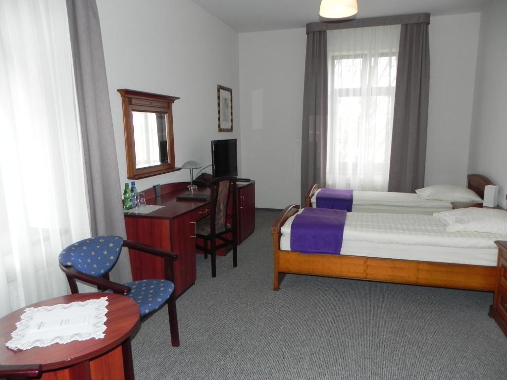 Pensjonat Galery Świebodzice Habitación foto